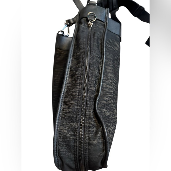 Lululemon Now and Always Tote *15L black pattern - Picture 10 of 11